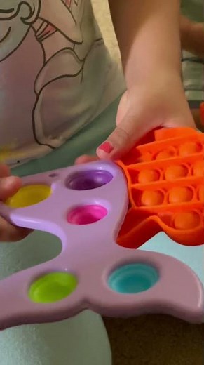 POP IT vs. SIMPLE DIMPLE | What's the difference? | push fidget toy