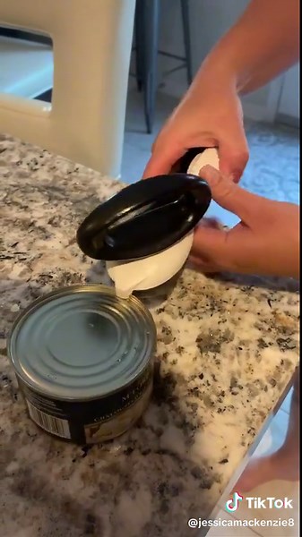 TikTok Tupperware Can Opener Edition🥫 #consultant #canopener #tupperware