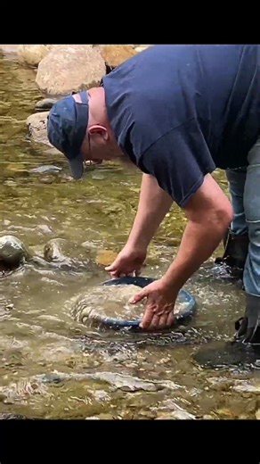 Scraping the Bedrock for Pickers