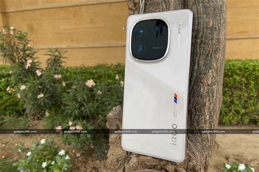 iQOO 12 Android 15-Based FuntouchOS 15 Update Rolling Out Globally: Report