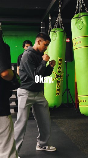 Keep your punches short in the inside #boxing | Boxing Tips And Tricks