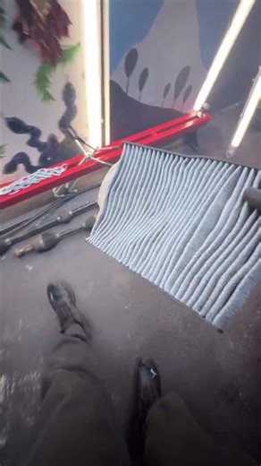 Cabin air filter replacement on Renault Grand Scenic #RenaultGrandScenic #CabinFilter #CarService