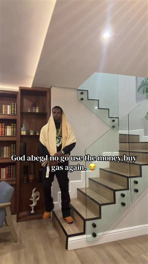 Young CEO (@young.ceo30)’s video of petrol gas