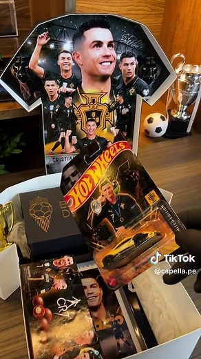 Box Portugal CR7 - Black Edition🖤💛 . #cr7 #blackedition #portugal #cajacamiseta #camiseta