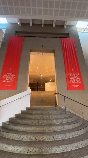 📍 National Museum of Iceland 🇮🇸 🏛️ From Viking settlers to modern-day culture, this museum is a must-visit for anyone wanting to understand what shaped Iceland into the nation it is today. 👍 Pro Tips to make the most of you visit: 1. ✔️ Give yourself at least 2 hours to explore the exhibitions 2. 🎧 An audio guide 10 languages is available through your smartphone including: 3. 🏳️‍🌈Rainbow Thread - Guide of the queer history in Iceland through the exhibition Making of a Nation - Heritage a