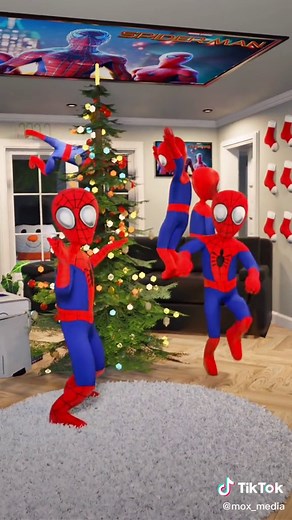 Spider Man's party 😂 Have you already watched the movie - no way home? #fyp #christmas #spidermannowayhome #spiderman #marvel #cartoon #trend #foryou #fypシ