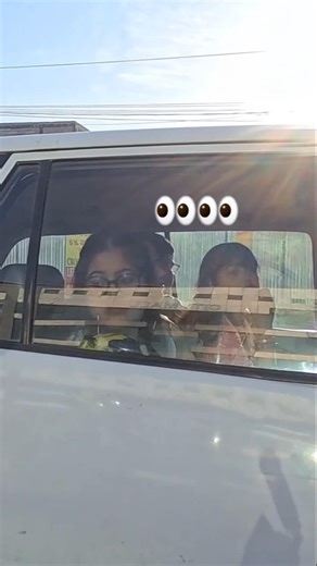 Cutie Car Girl's Reaction 👀🏍️🥰 #reaction #cutegirl #kawasaki10r #z900 #zx10r #shorts #viral