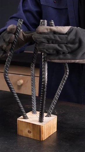 Creative Rebar Bending for Unique Lamp Design