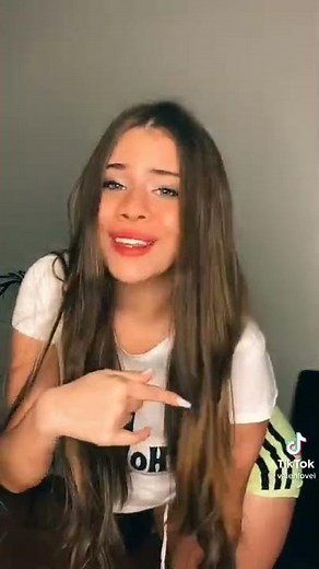 Latinas girl twerk ( Twerk )