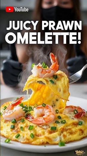 how to make prawns omelette 🍤🤤#prawnrecipe #omelette #ytshorts #couplecooking