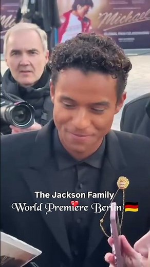 Jaafar Jackson & Jackson Family Shine on Red Carpet – Michael Movie Premiere Berlin#MichaelJackson