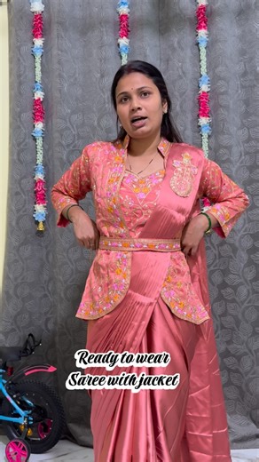 Roshni |Content Creator on Instagram: "🧵 READY-TO-WEAR SAREE ✨ No pleats, no draping struggle—just wear & slay! 💁‍♀️ Perfect for college, weddings, office parties & festive nights 👑 Soft fabric, lightweight feel & full comfort fit 💫 Add heels + statement earrings = effortless glam 🔥 DM / Comment “LINK” for the product 💛 @meeshoapp ready to wear saree, saree under budget, stitched saree look, wedding saree, festive wear, ethnic wear, saree styling, affordable fashion, trendy ethnic set, par