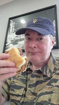 Home Town Laurel, MS Travel Guide Best Southern Food at Vic’s: for a Steak Biscuit! #shorts