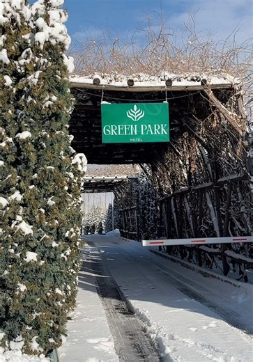 Ձմեռային օրերը Green Park-ում դառնում են իսկական հանգստի պատմություն։ Ջերմություն, լռություն և հարմարավետություն՝ ամեն մանրուքում։ 📞 Ամրագրումների համար՝ 374 93 30 90 90 📍 Հայաստան, Կոտայքի մարզ, Արինջ գյուղ Մարշալ Բաբաջանյան թաղամաս, շենք 3/1 #greenpark #hotel #hotelyerevan #vip #wintervibe