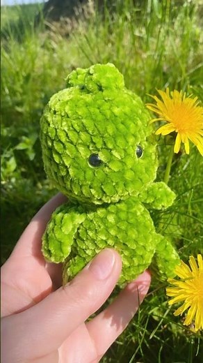 Crochet Plush Dino - Amigurumi Pattern