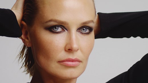 Australian model, entrepreneur – and mother – Lara Worthington, has returned to Australia. She speaks to MECCA about fashion, fragrance and her current favourites. | MECCA