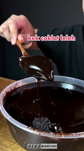 Kek Coklat Leleh Padu dari Waffy: Mukbang!
