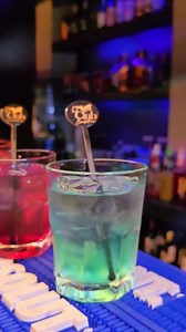 Encuentá las mejores bebidas 🥃 comida 🍔 y música 🎶 aquí en Le Club 🎉 contamos espectáculos, sorteos y momentos inolvidables 🫦 Estamos ubicados en Zona 4, Vía 4, 4-32 📍 ¡Te esperamos! 💋 #LeClubEvolution #Guatemala #musica #bebidas #nightlife #fyp #viral | Le Club Evolution