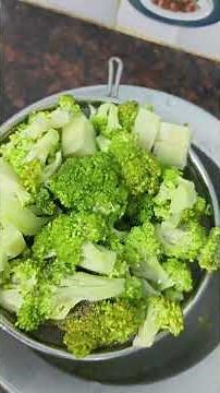 Healthy Broccoli Recipe 😋 Simple & Delicious #subscribe #ytshorts