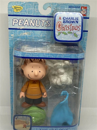 Linus Van Pelt Figure Memory Lane Peanuts A Charlie Brown Christmas - Etsy