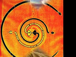 MARÍA DOLORE PRADERA. AVE NEGRA