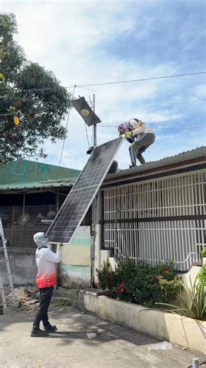 Ongoing installation of 6.20kW Hybrid Solar Power System with 15.0kWh Battery capacity in Villa Lina, Balanga City, Bataan. Estimated Monthly Savings: Php 6,500 Brown-out protection: 8 hours FREE Site Visit FREE System Design and Consultation FREE Quotation Call (0998) 532 3470! 📞 #SalinasSolar #BataanSolar | Salinas Solar Services