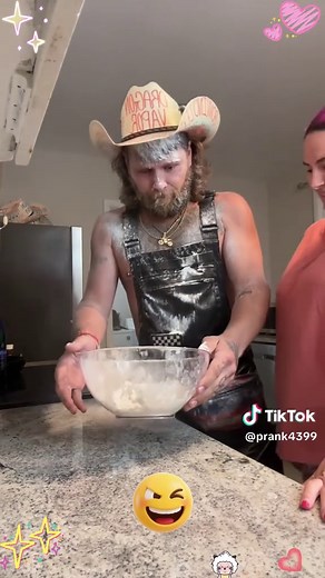 "Bowl is stuck"prank#funny #funnyvideos #prank #prankvideo #happy