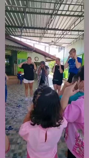 🌍❤️ Be able to speak English, be able to take on the world! ❤️🌍Exciting news! Our successful English teaching program is expanding, and we couldn't be more thrilled. Join us every Thursday morning at the Rom Klao Preschool for engaging English classes, in collaboration with the Mercy Foundation.We believe in starting young, which is why our program introduces the youngest kids to English through fun games and songs. By providing them with this early learning opportunity, we aim to activate the