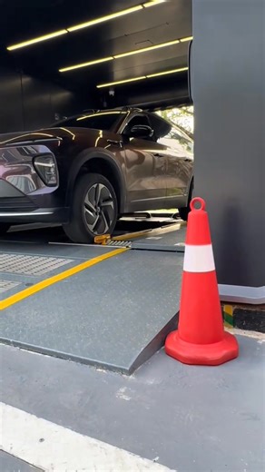 165K views · 1.1K reactions | Ηλεκτρικά αυτοκίνητα στο μέλλον. Δεν θα έχεις δική σου μπαταρία αλλά θα τη νοικιάζεις 9 δολάρια γεμάτη | Ady Papas-Fix it yourself | Facebook