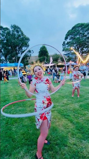 High Five with Hula Hooping 🧡#hulahoop #sydneyevents