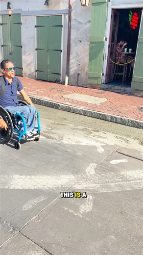 The New Orleans Lifestyle on Instagram: "The wildest thing I have ever seen 😂 //// I make fun videos around New Orleans, highlight local businesses, New Orleans life, and I’m a licensed tour guide offering daily New Orleans adventures! DM me for more info! #nola #neworleans #louisiana"