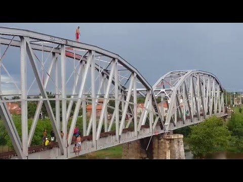 Jumping from the Iguatu bridge Ceara 2016.