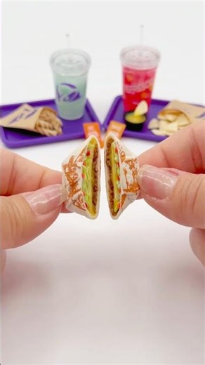 Make a Miniverse Taco Bell Mini Crunchwrap Supreme with me!