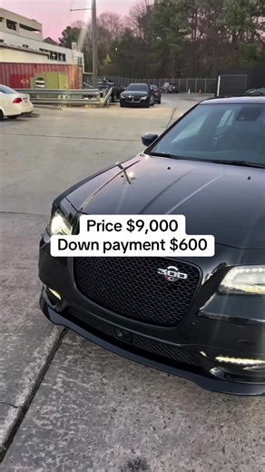 Explore the 2023 Chrysler 300 C SRT8: Features & Price