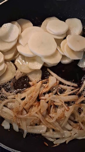 Kelly Howell on Reels