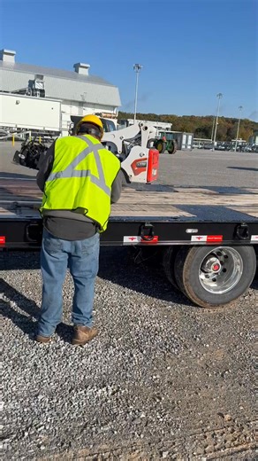 2.4K views · 37 reactions | Nothing beats getting new equipment #kraftsmantrailers | Jacobs Asphalt Maintenance | Facebook