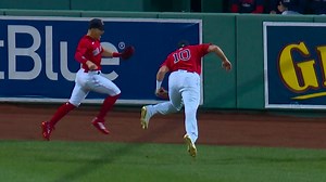 Hunter Renfroe's running grab