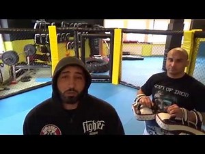 MMA Profi Fighter Ismail Cetinkaya im Training mit Thaibox Coach David Marcina