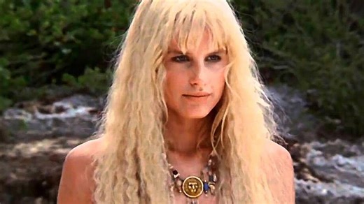 Things only adults notice in Splash