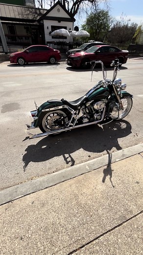 Custom Front & Rear Lowering Kit Installation on 2000 Softail Heritage