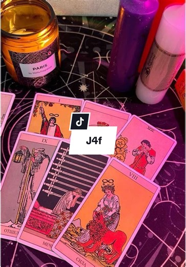 Khám Phá Tarot Cùng Dory: Hướng Dẫn Nhanh