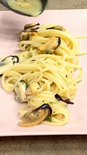 SPAGHETTI WITH MUSSELS ORIGINAL RECIPE