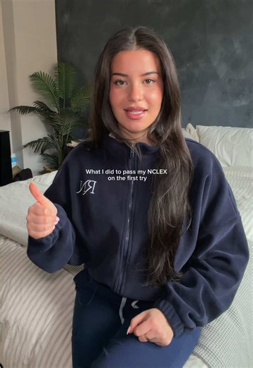 everything I did to pass the nclex in 85 questions on my first try // I don’t know why it’s literally snowing in my room please 🤓 #nclex #nclexrn #nclextips #nclexprep #nclexstudying