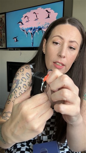 Watch Honest Review 2-in-1 Small Flashlight on Amazon Live