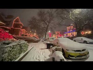 NYC LIFE 2020 | Snow Walk Christmas in Dyker height-Brooklyn New York Dec.16