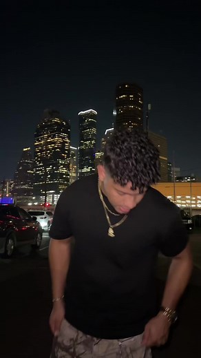 Como un sticker pegado a ti