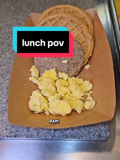whats cookin at the high school lunch lady pov #millenniallunchlady#cafeteria #schoolfood #lunchlady #lunchladyasmr