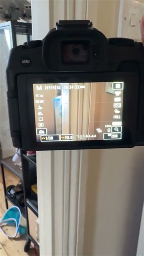 Fast autofocus with the canon r8!