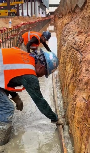 What HAPPENED TO THIS CONCRETE?#construction #concrete #diyconstructuon #excavation #constructionfail