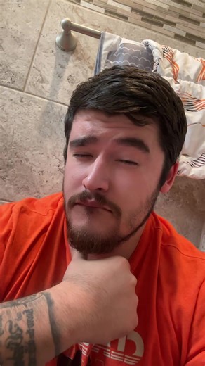 So if my body gets over 2k likes and my face does not, what does that mean😳😭 #anime #Fitness #gymmotivation #fyp #family